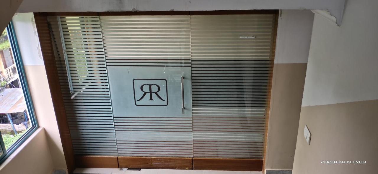 Hotel Royal Residency سيليجوري المظهر الخارجي الصورة