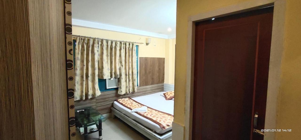 Hotel Royal Residency سيليجوري المظهر الخارجي الصورة