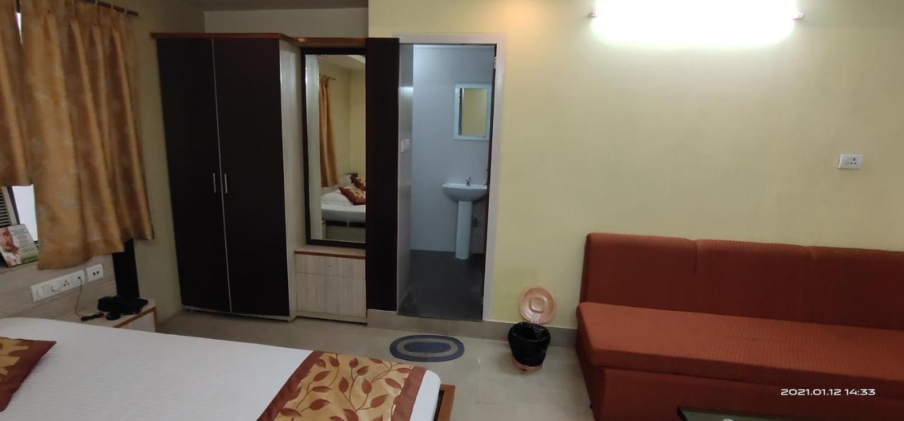 Hotel Royal Residency سيليجوري المظهر الخارجي الصورة