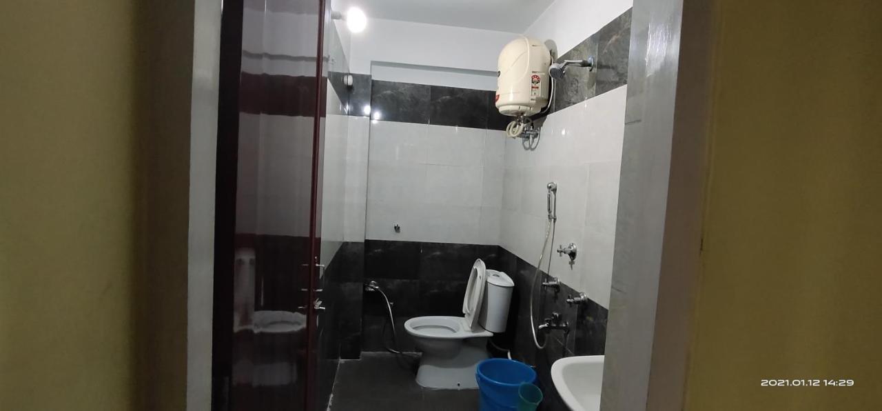 Hotel Royal Residency سيليجوري المظهر الخارجي الصورة