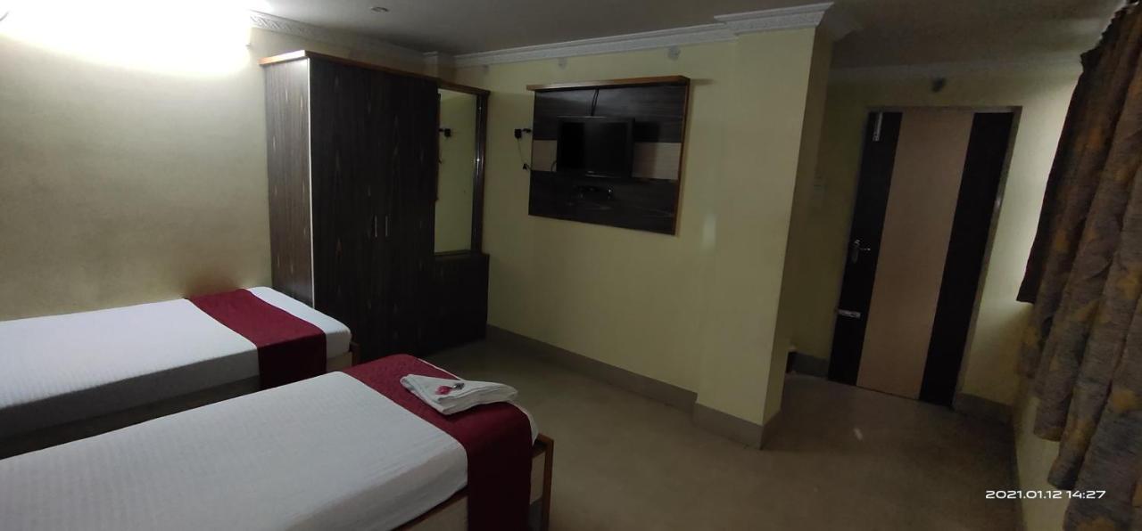 Hotel Royal Residency سيليجوري المظهر الخارجي الصورة